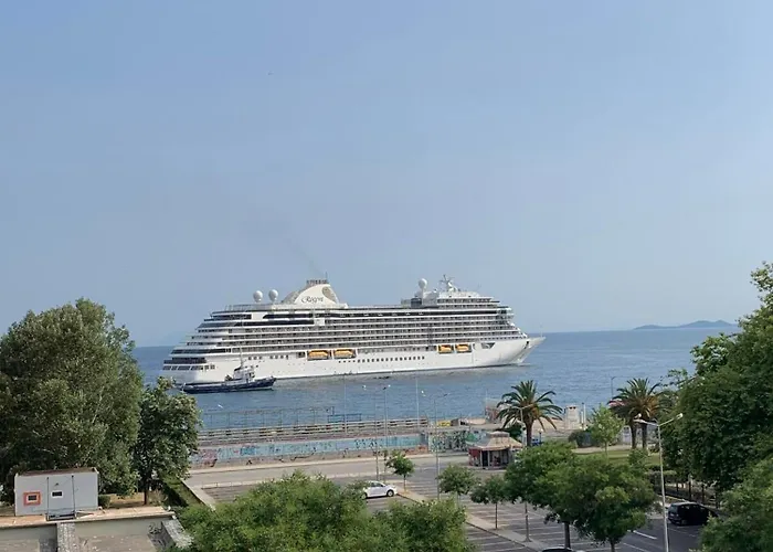 La Veranda Center